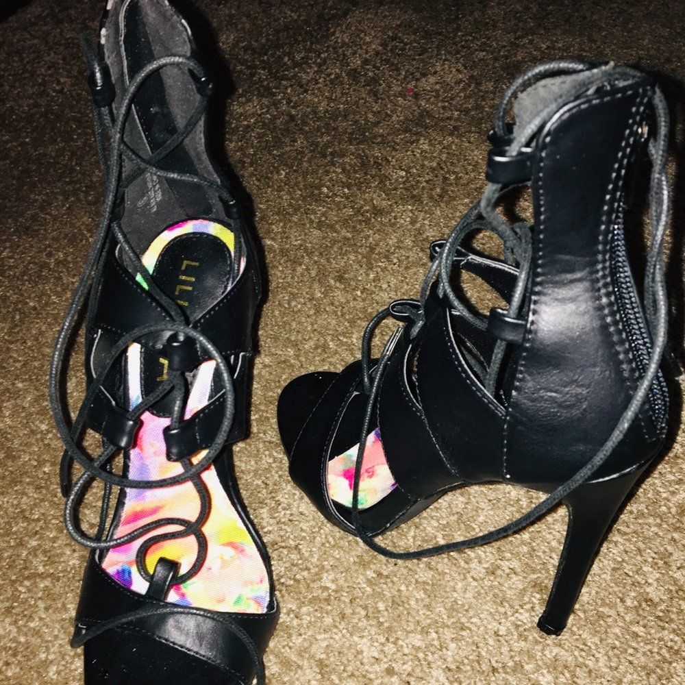 Shoes / Heels